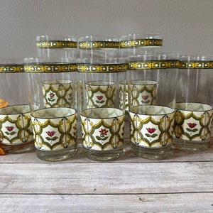 Vintage - Cera - Folk Art - Tumblers - Green/Red and Yellow - Set of 4 - TWO Sets Available - 5 5/8&quot; Tall - GORGEOUS!