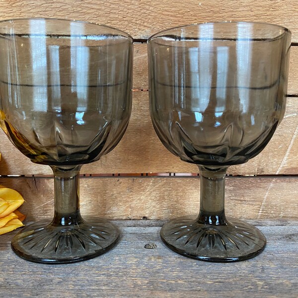 Vintage - Gray - Pedestal Goblet - 16 oz. - Set of 2