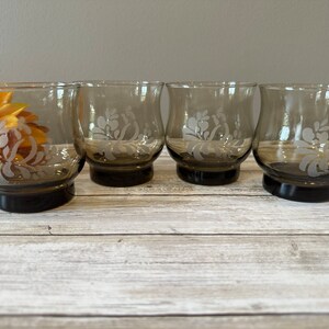 Pfaltzgraff - Folk Art - Tawny - Etched Glass - Old Fashioned  - Set of 4 - 3 1/2&quot; Tall