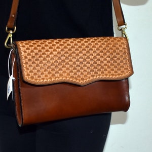 Leather bag for women