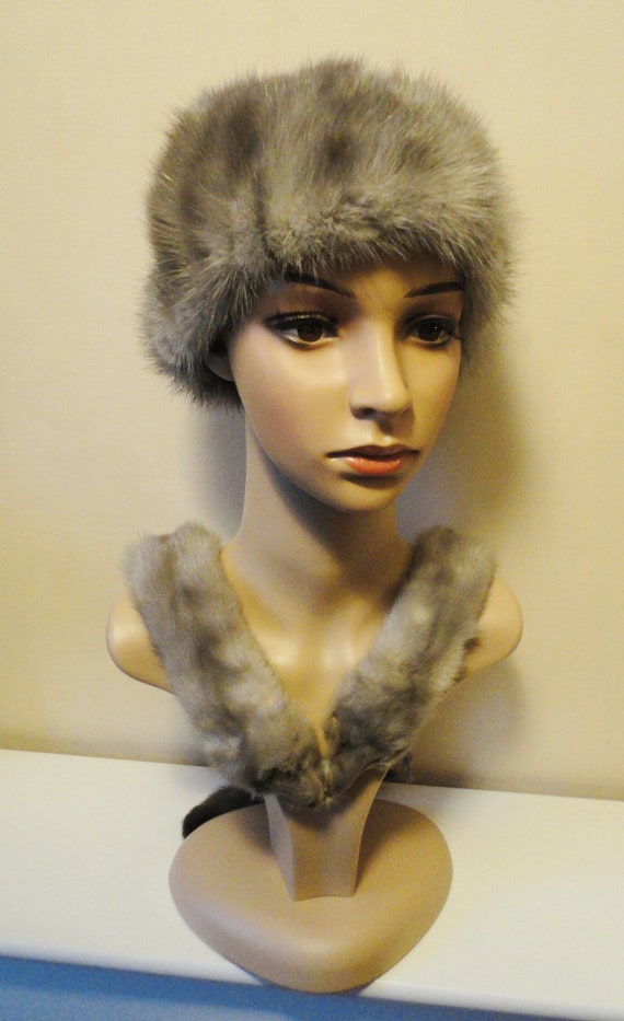 Vintage 1950s Silver Grey Sapphire, Real Mink Fur… - image 5