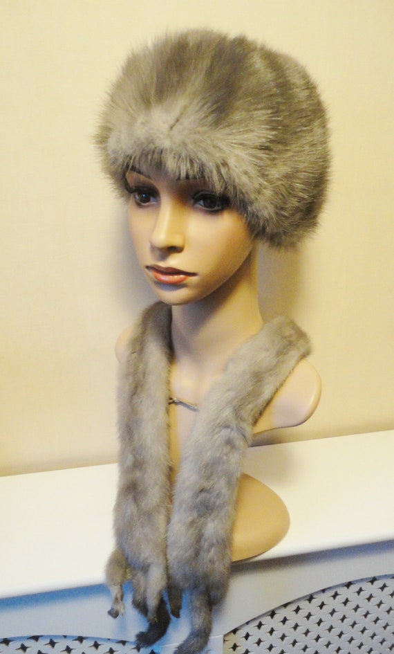 Vintage 1950s Silver Grey Sapphire, Real Mink Fur… - image 3