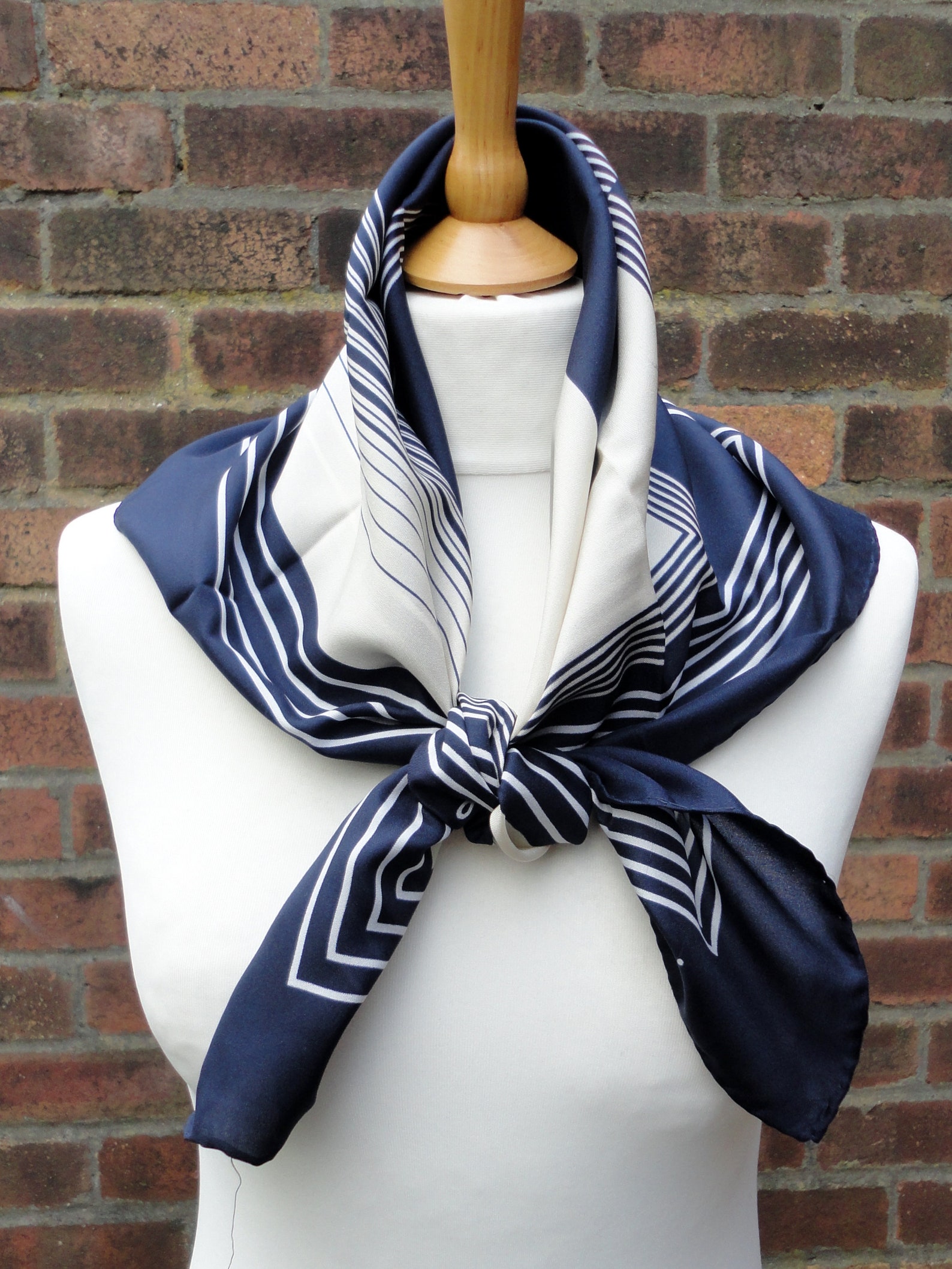 6032607 Multifunction Outdoor Sports Bicycle Cycling Polyester Seamless Head Scarf for Women 