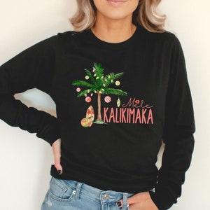 Mele Kalikimaka Shirt Hawaii Christmas Shirt Coastal Christmas Long Sleeve Shirt Hawaiian Christmas Tee Beachy Hawaii Xmas Gift