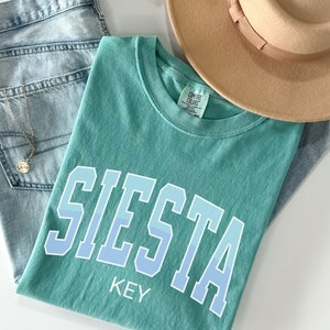 Siesta Key Comfort Colors Siesta Key Beach Shirt Siesta Key FL Gift Florida Tee Florida Vacation T Shirt Beach Lover Gift Beachy Gift