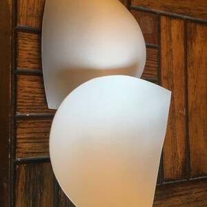 Size 32 White Contour Bra Cup ~Great price & quality~ Gowns, Bridal, Proms and more...