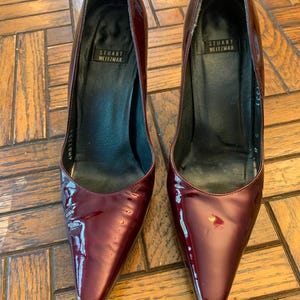 Stuart Weitzman High Heel Burgundy shoes ~Mint Condition~  Huge Discount