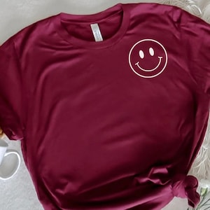 Smiley Face Shirt Smile Shirt Happy T-Shirt Retro Smiley Face Shirt Smiley Minimal Shirt Smile Face Shirt Happy Smiley Tee Happy Face Shirt