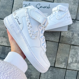 Zapatillas Air Force 1 Mid personalizadas para novia: zapatos de boda con diamantes de imitación y perlas