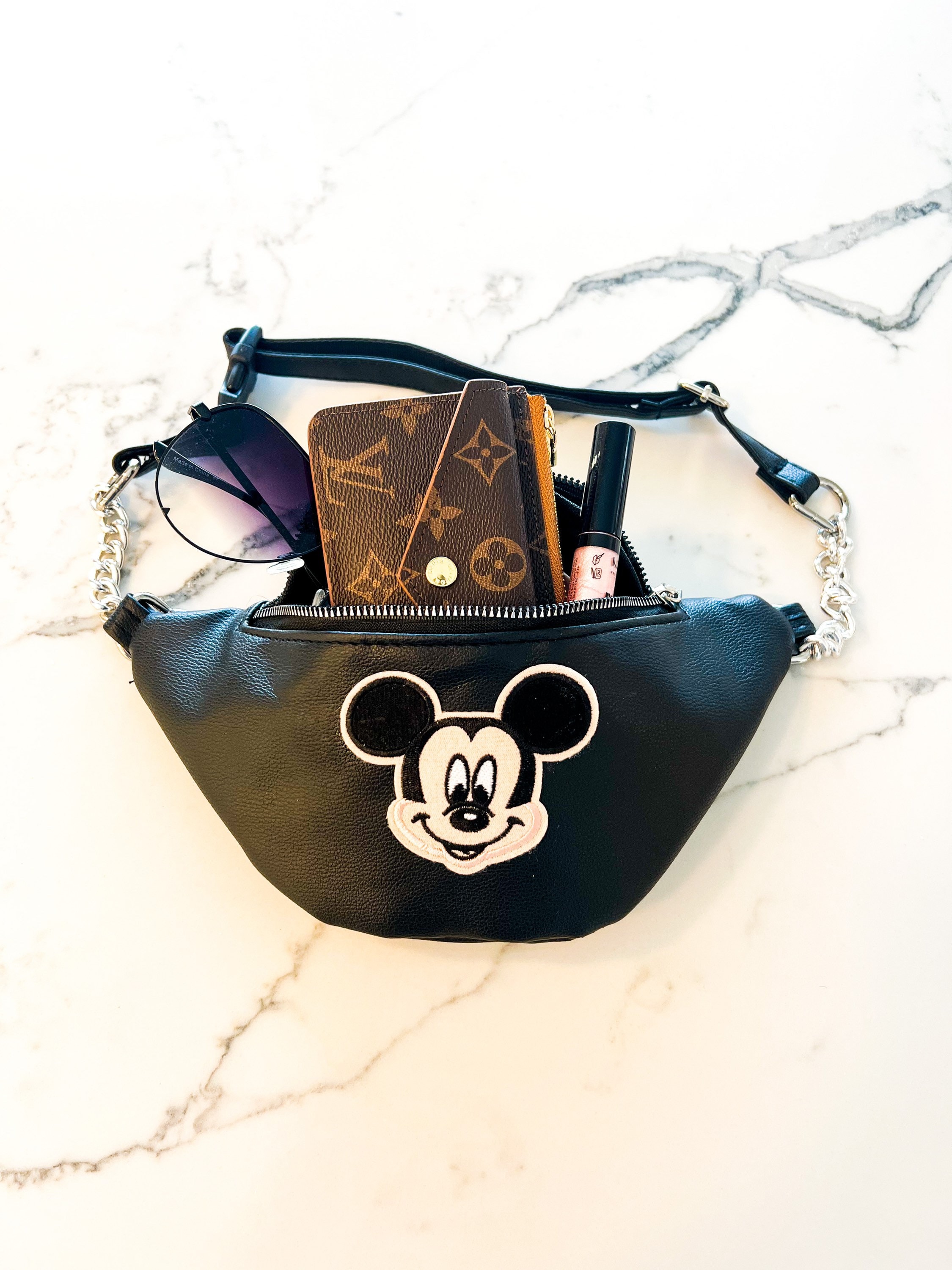 Minnie Mouse Vegan Leather Fanny Pack: Adjustable Belt Bag 
