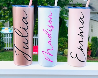 Vaso delgado personalizado: regalo para dama de honor, vinilo con nombre personalizado