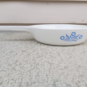 Corningware Skillet Pan Blue Cornflower P-83-B. Made in Canada.