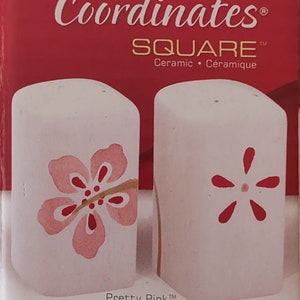 Corelle Coordinates Pretty Pink Salt & Pepper Set