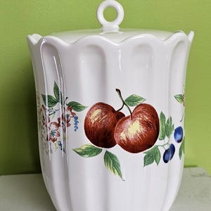 Corelle Coordinates Cookie Jar - Chutney. Brand New