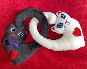 Diseño de bordado "Cats in Love" de ITH: Patrón de peluche (bastidor de 5 x 7 pulgadas)