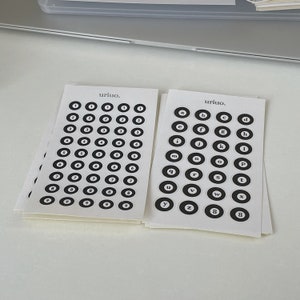 Pegatinas de letras y números con forma de bola 8