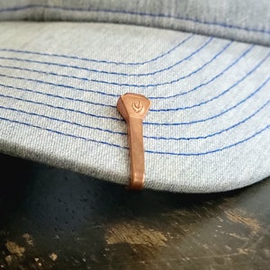Horseshoe Nail Hat Clip