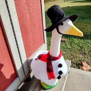 Porch Goose Clothes- Goose Outfit - Frosty the Snowman - Lawn Goose Outfit - Fits 23 to 25 Inch Plastic and Cement Lawn Goose - Handmade