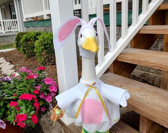Easter Bunny Goose Outfit- Made from White & Pink Felt- Easter Basket w/Eggs- Fits 23&#39; to 25&quot; Plastic/Concrete Lawn Goose - Handmade by Me
