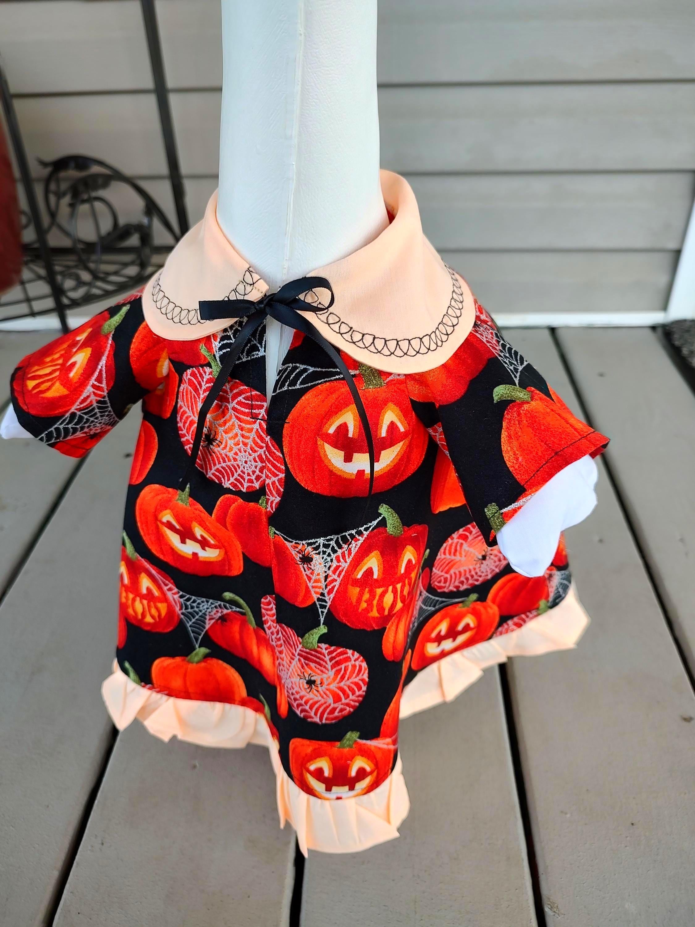 Halloween Goose Outfit -It's surely "One of a Kind" Porch Goose Outfit with Brightly Lighted Pumpkins, Spider and Webs -Fits 23 to 25" Goose