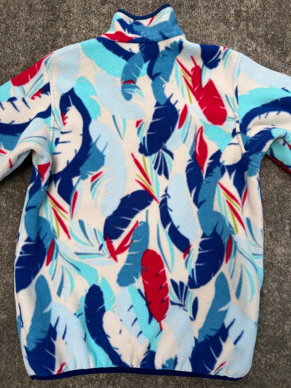Patagonia Small Synchilla Feather Print Fleece Pullover. Beautiful Feather  Pattern. Blue Trim. 4 Snap Closure. Vibrant Excellent Cond. 