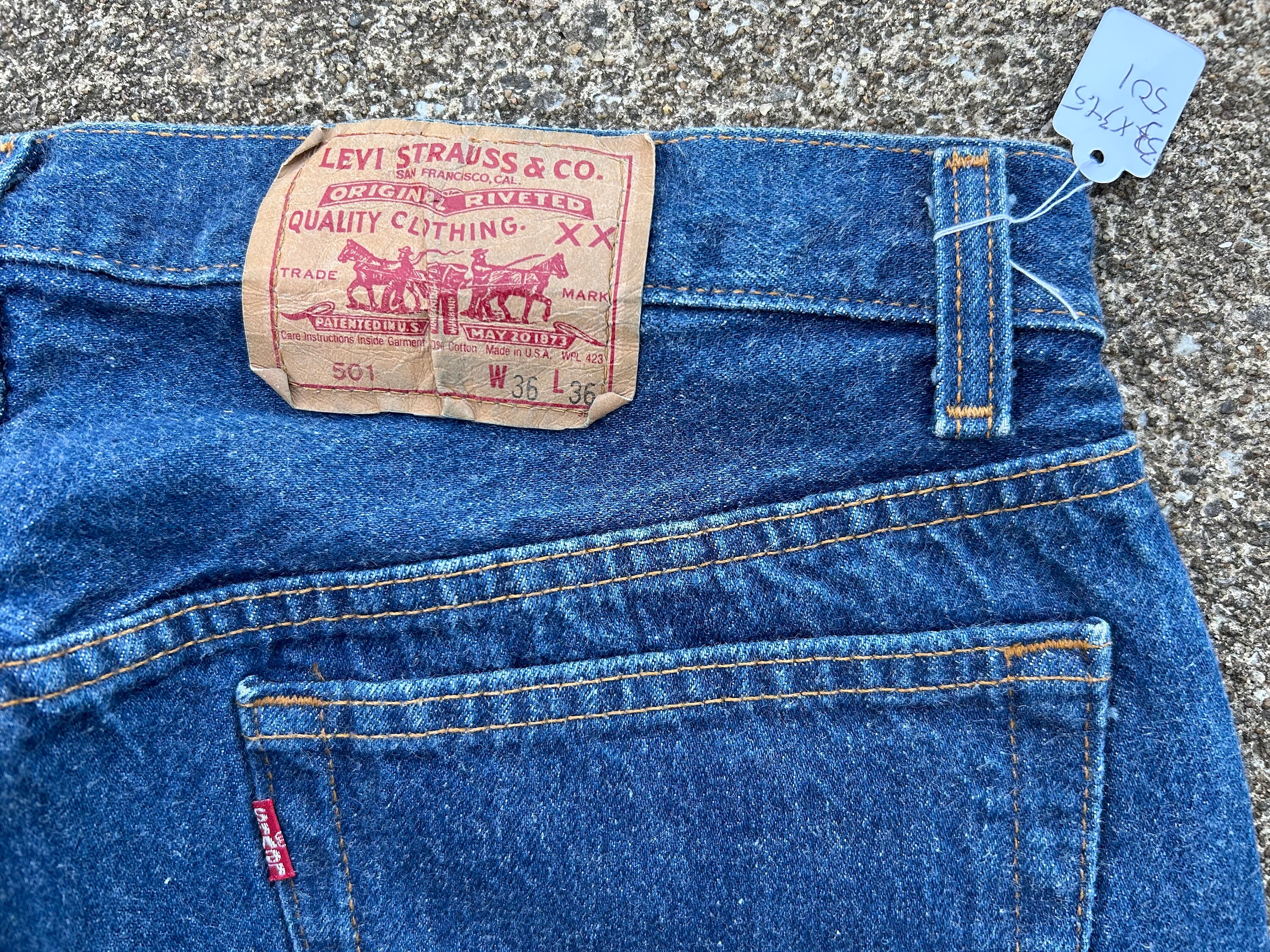 Levi's 501 80s USA ハチマル Levi's® Men's Made In Japan 1980s 501® Jeans - Medium Wash