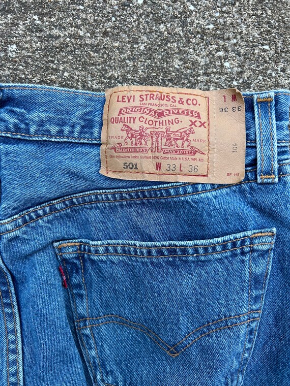 Vintage Levi’s 501 31x34 (tag says 33x36) 100% co… - image 3