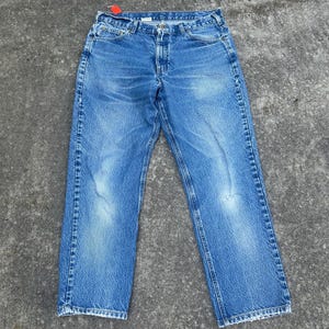 Carhartt B18 DST 34x28(Tag 38x32) 100% Baumwoll-Denim Jeans. Traditionelle Passform Schönes verblassen und tragen. Schnurrhaare. Geldbörsenmarke. Leichter Altersspuren.