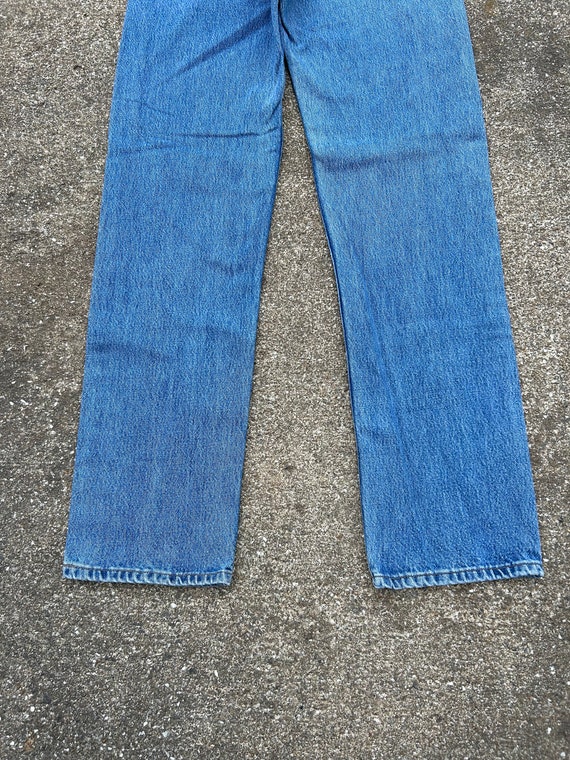 Vintage 90s Levi’s 501 28x33(31x34) button fly 10… - image 5