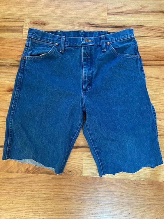 Cutoff wrangler denim shorts size 32. Lovely cond… - image 1