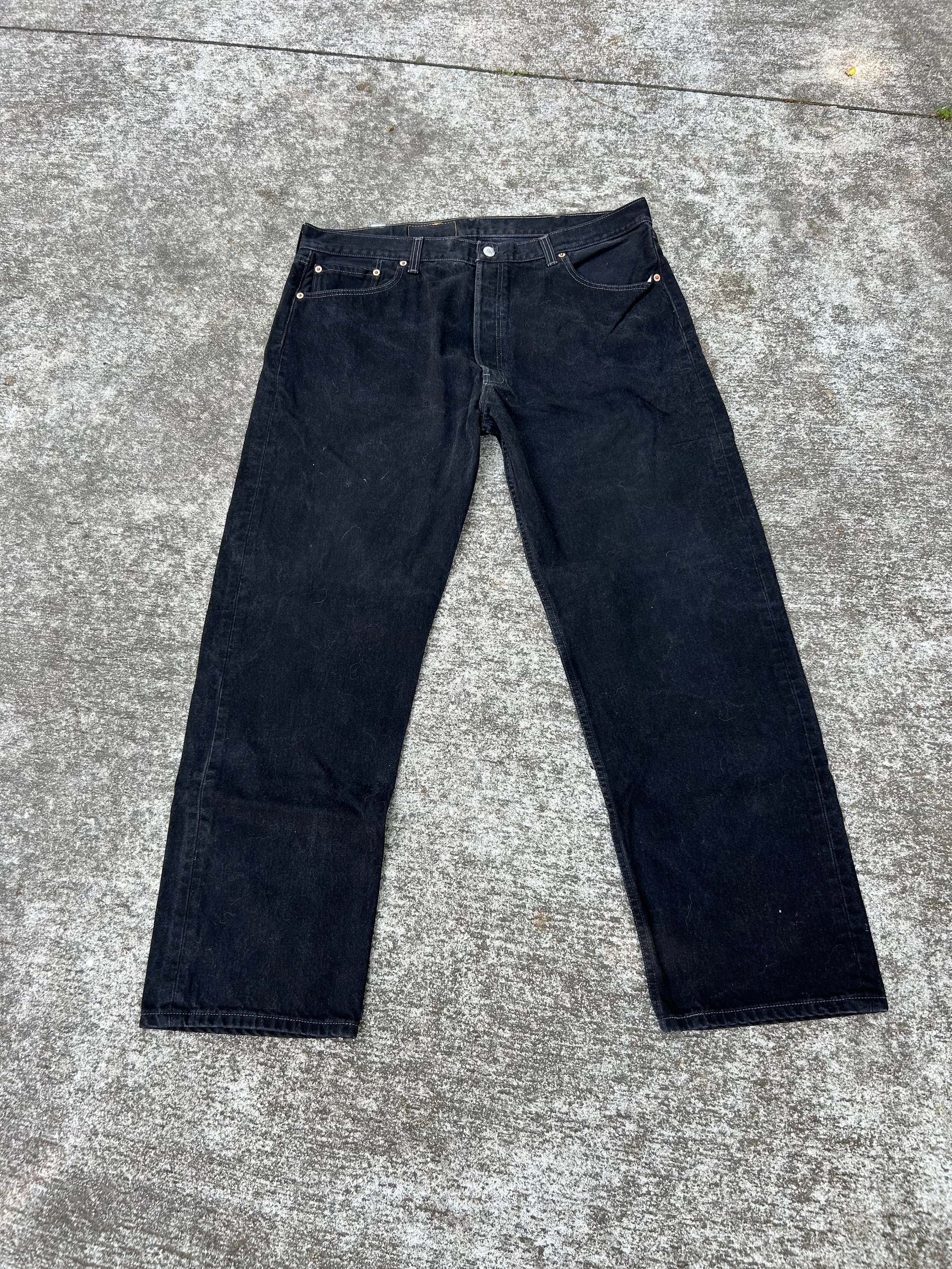 4x4Thrifter Vintage Black Levi's Button Fly 501 38x30(tag 40x30)100% Cotton Denim Jeans. Made in Brazil 09/2000 Lovely Condition Soft Nicely Broken in