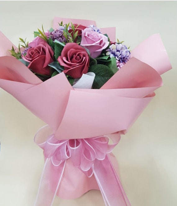 korean style flower wrapping