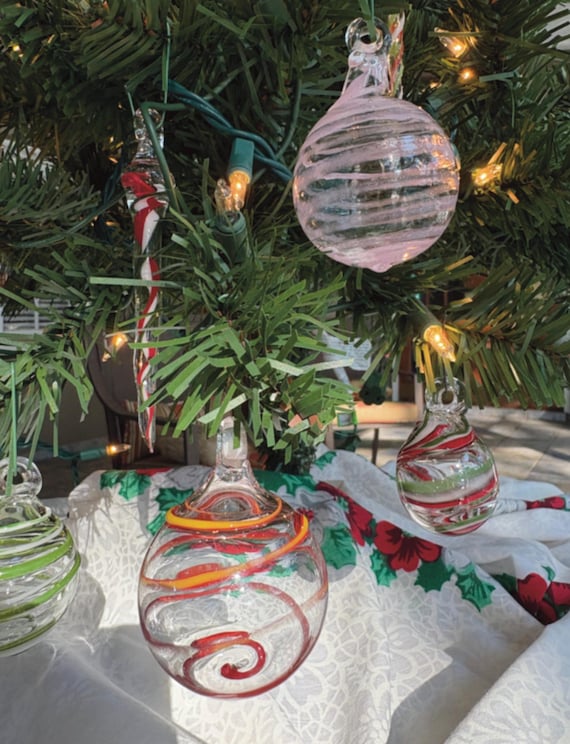 Handblown Glass Christmas Ornaments – Swirled Holiday Baubles in Pink and Red with icicle.