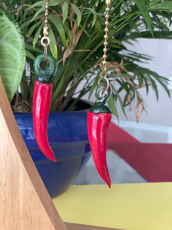 Handmade Glass Chili Pepper Fan Pulls – Set of 2