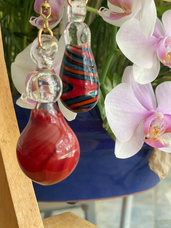 Color Swirl Glass Fan Pulls – Handmade Decorative Set