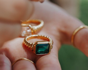 18K Gold Emerald Signet Ring, WATERPROOF RING, Square Emerald Statement Ring, May Birthday Ring, CZ Solitaire Ring, Moms Gift, Elegant Ring