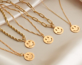 Metal Color: Silver Davitu Creative Funny Emoji Glass Cabochon Pendant Silver Chain Statement Necklace Women Fashion Jewelry Party Gift Metal Color: Silver Davitu Creative Funny Emoji Glass Cabochon Pendant Silver Chain Statement Necklace Women Fashion Jewelry Party Gift