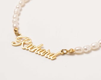 Personalized Name Necklace with Freshwater Pearl Chain - Custom Nameplate Necklace - Elegant Gift for Her - Personalized Gift-Christmas Gift