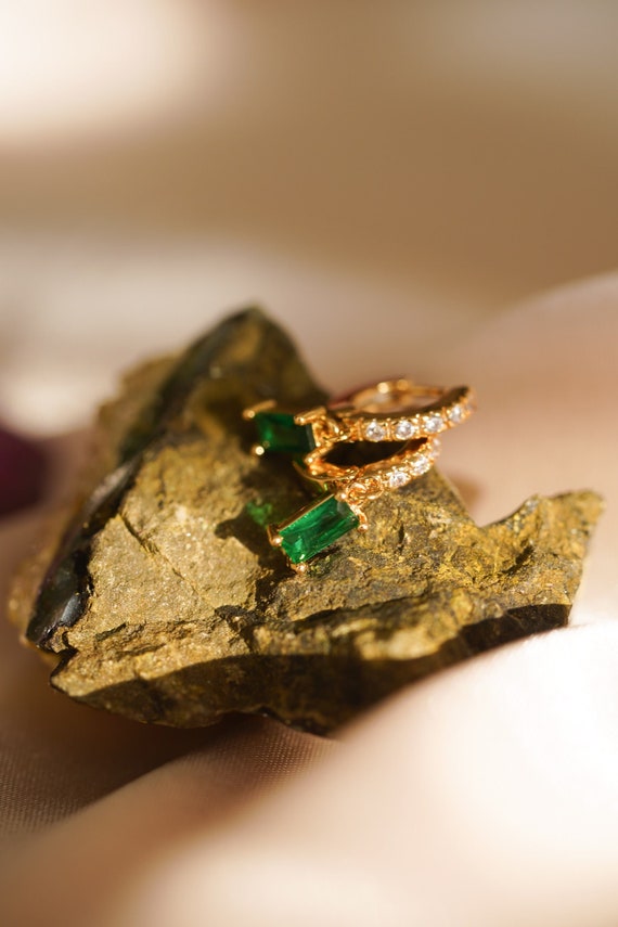 Birthstone earrings for mom online
