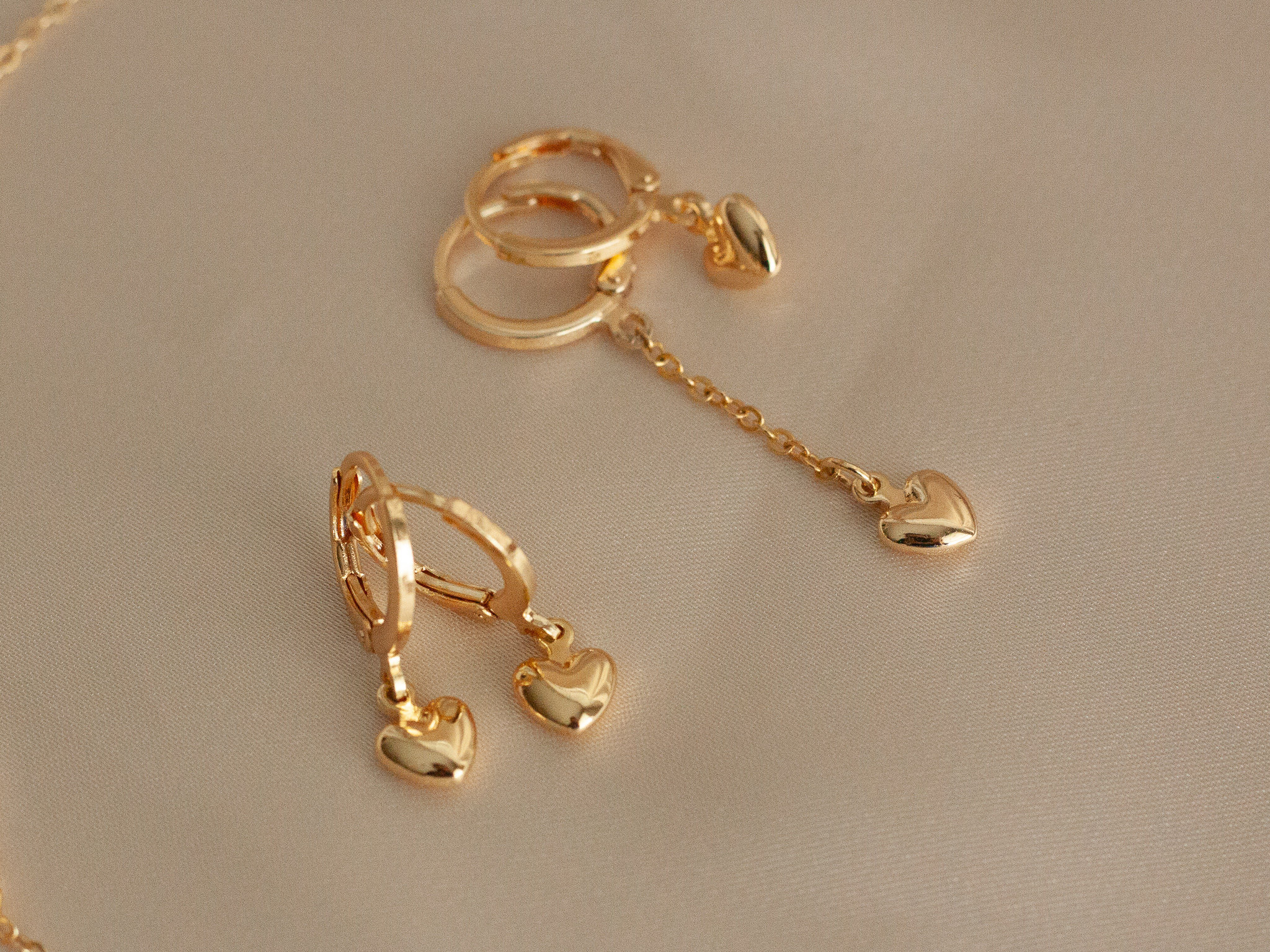 Heart Shape Real Diamond Earring In 18k Yellow Gold