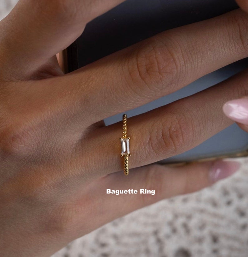 Baguetter Diamond Ring