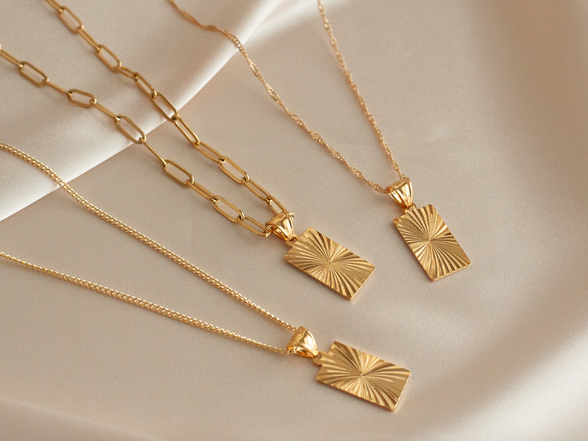 18K Gold FILLED Square Necklace Frame Bar Shine Necklace Etsy