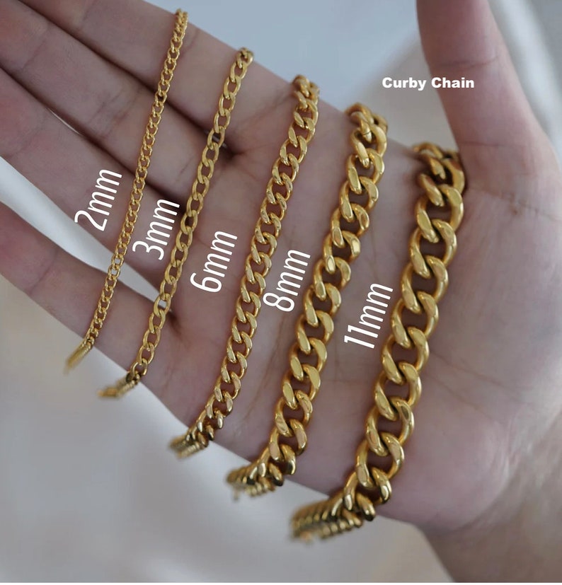 Curb Cuban Chain anklet on model with different width