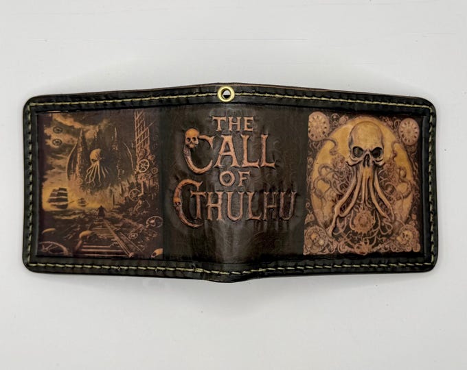 The Call of Cthulhu wallet with 6 cardholders