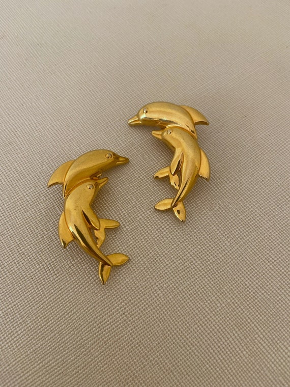 80s Gold Tone Dolphin Clip-on Earrings - image 2
