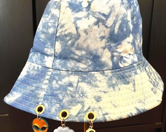 Blue Tie Dye Festival Rave Bucket Hat with Alien Charms