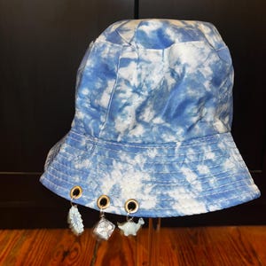 Blue Tie Dye Festival Rave Bucket Hat with Charms
