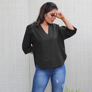 Linen Blouse Women, V Neck Linen Top, Casual Loose Fit Shirt, Minimalist Linen Clothing, Handmade Natural Linen Blouse,Lightweight Linen Top