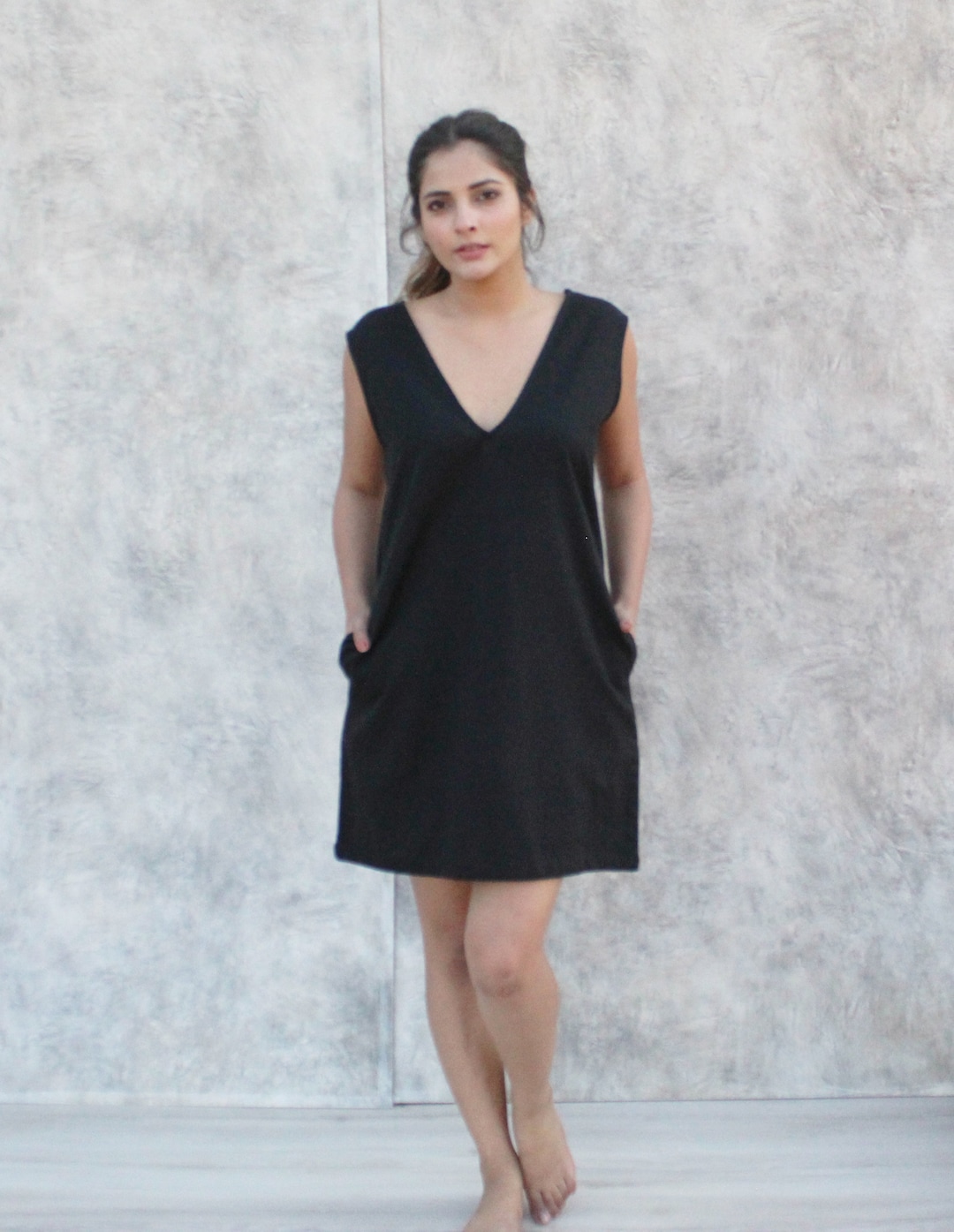 Black Sleeveless V-Neck Mini Linen Dress, Deep V-Neck Front & Back, Linen Tunic Dress, Short Linen Dress for Women Black Sleeveless V-Neck Mini Linen Dress, Deep V-Neck Front & Back, Linen Tunic Dress, Short Linen Dress for Women
