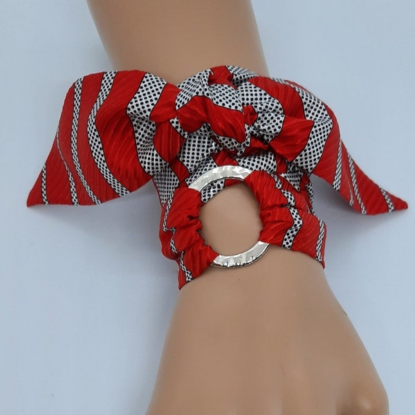 Bracelet en soie Bandeau en soie italienne avec boucle ronde argentée